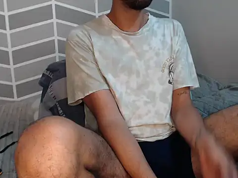 thomass1018 online show from July 2, 3:23 am