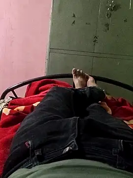 jesse pinkman99 online show from February 15, 5:10 pm