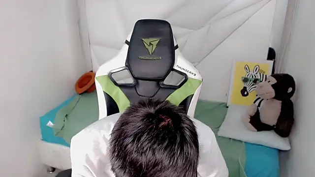 Liarr  online show from February 16, 8:07 pm