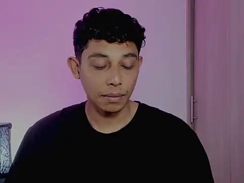 nilo2021 online show from March 28, 1:44 pm