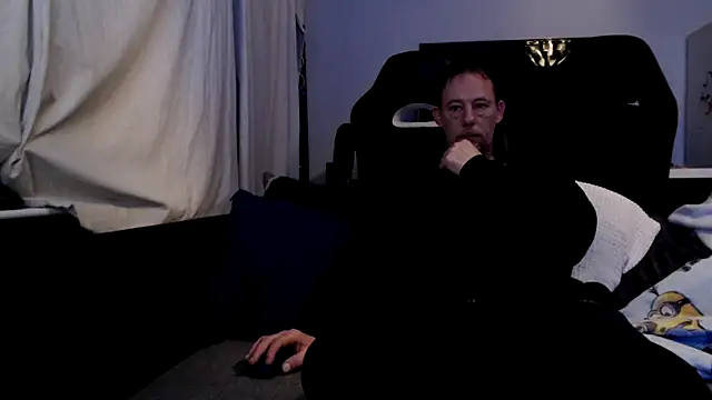 Sexy Ass Mike online show from February 8, 9:08 pm