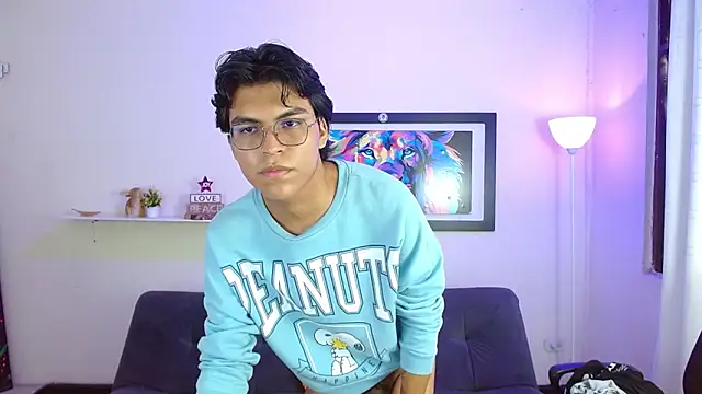 Maecum18 online show from February 12, 10:27 pm