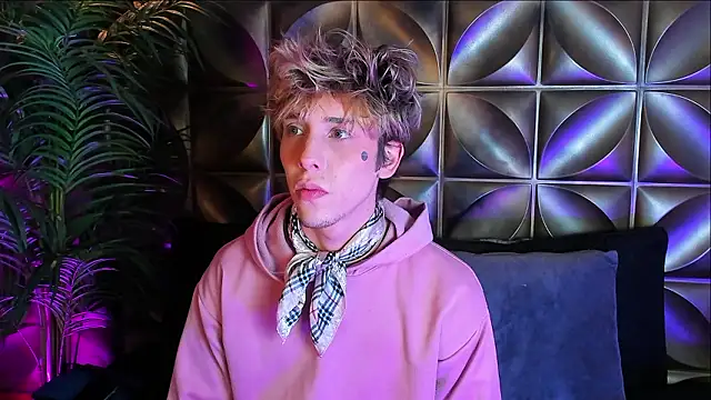 DannyParker  online show from February 21, 4:46 am