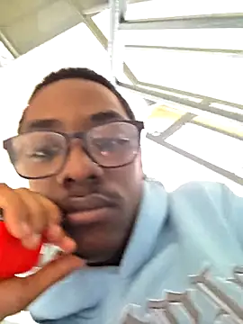 hormoneactivated online show from April 1, 4:37 pm