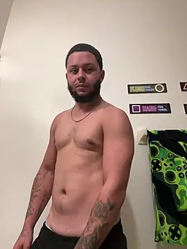 Tu PaPi Favorito online show from June 2, 5:14 pm