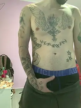 robeertiito online show from March 18, 8:23 pm