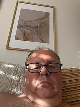 YachtCaptain10 online show from June 12, 6:44 am