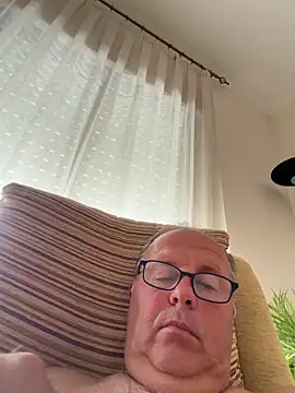 YachtCaptain10 online show from June 10, 4:29 pm