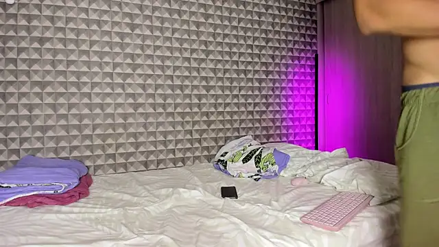 Keinner BigDick online show from April 24, 3:03 pm