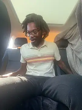 makemestayhard online show from March 3, 5:09 pm