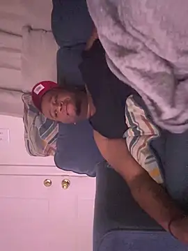 bigdickkeyyy23 online show from February 27, 9:43 am