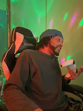 magic man1085 online show from March 13, 3:47 am