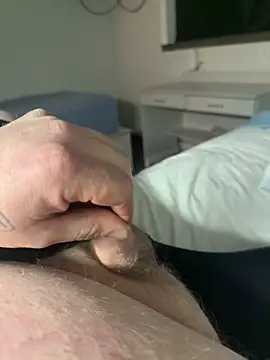 arcticman103 online show from February 5, 4:41 am