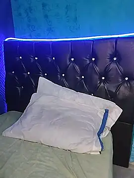 junior men22 online show from February 16, 12:14 pm