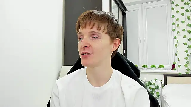 Ginger Ethan online show from February 21, 9:27 pm