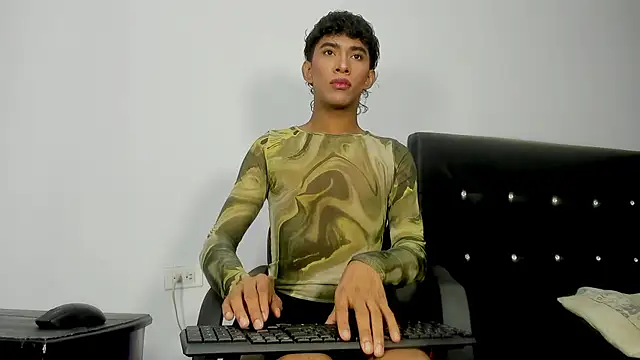 JERO TEASE S7S online show from February 20, 7:15 pm