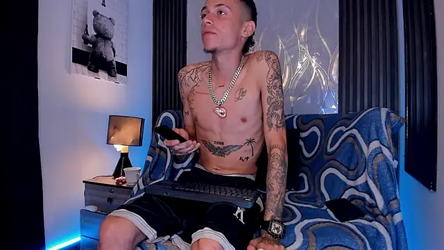 ELL PBC online show from February 11, 3:33 am