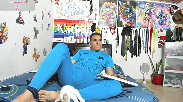 nathannathaniel online show from May 26, 9:11 pm