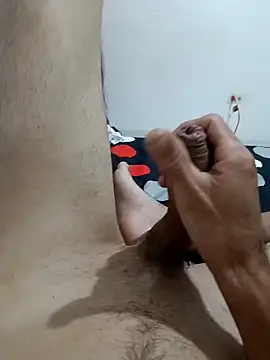 elvergon8721 online show from April 1, 6:37 am