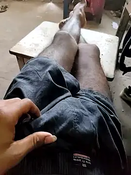 akku6147 online show from March 2, 7:09 am