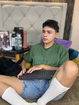 Samu Hott online show from March 14, 8:49 pm