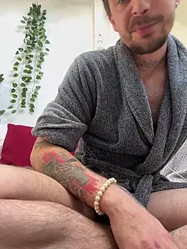 Piratee666 online show from March 3, 9:06 am