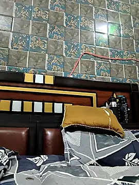 MrCurioX online show from April 15, 3:12 pm