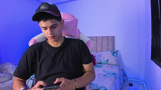 Adrian Prime  online show from April 4, 6:49 pm