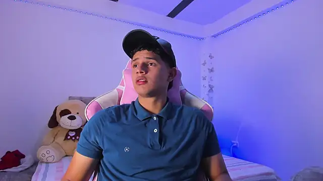 Adrian Prime  online show from April 6, 6:31 pm