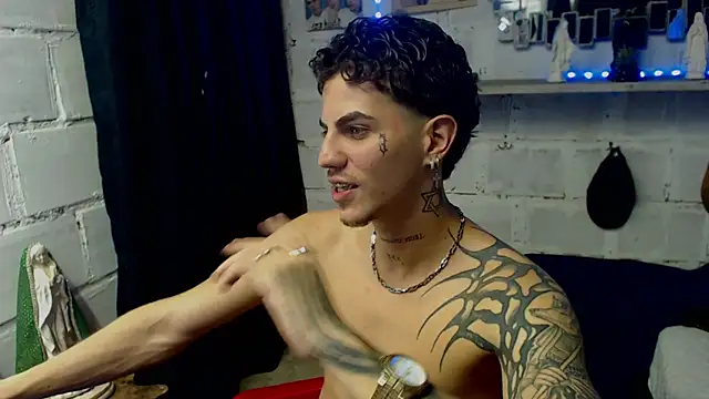 paul-mendezx online show from February 10, 9:30 pm