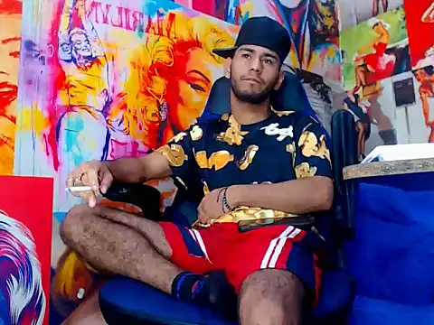 warmNoah online show from March 28, 7:14 pm