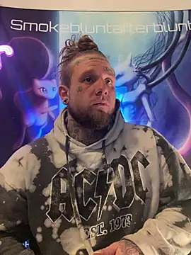 Smokebluntafterblunt online show from March 16, 12:39 am