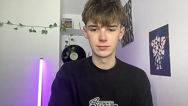 YourMilkyGuy online show from April 5, 4:58 pm