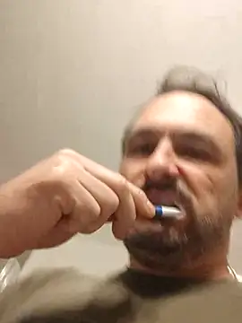 Luluberlu04 online show from April 9, 5:27 am