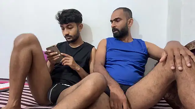 DesiDaddyandSon online show from May 31, 11:05 pm