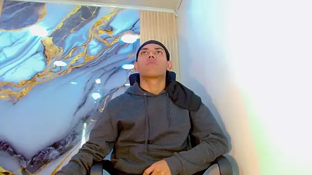 DaviidBuckx  online show from April 1, 9:00 am