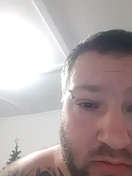 hotfiremike online show from April 19, 2:22 am