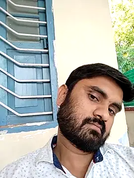 loyalboy 0052 online show from April 6, 11:33 am