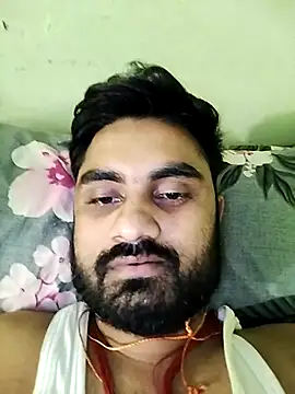 loyalboy 0052 online show from April 8, 10:58 am