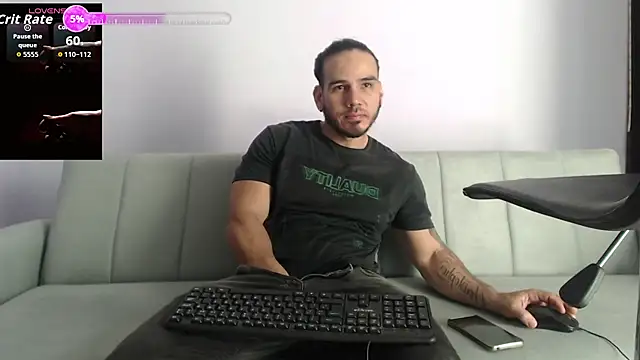 jhustin marcius online show from November 18, 9:28 pm