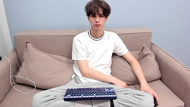 Ur NextDoor Boy online show from February 28, 7:35 pm