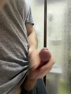 buyukyarak31 online show from March 1, 10:09 pm