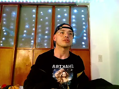 DanniHotBoy02 online show from February 11, 3:11 am