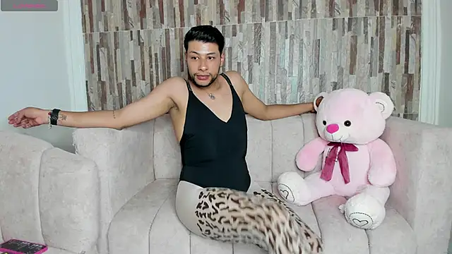 Miissy  online show from March 26, 12:04 am