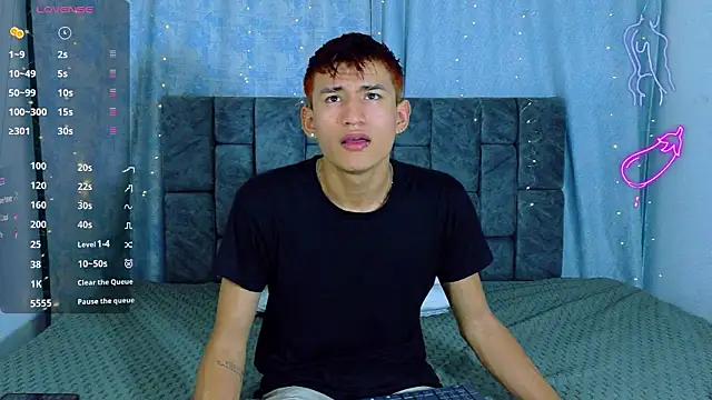 NicolasTorrez online show from March 13, 4:42 am