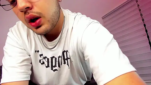 ethan grace online show from February 24, 12:06 pm