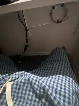 awesomemilkss online show from March 16, 5:55 am