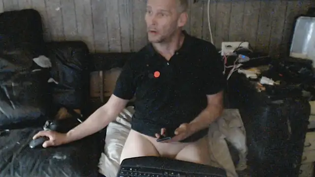 BISLETJE1980 online show from February 12, 12:11 pm