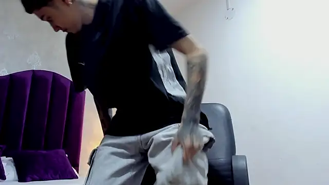 JoshBeech online show from February 24, 12:50 pm