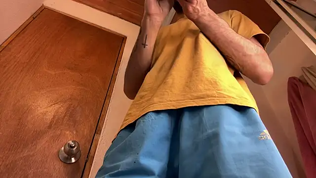 Karim mansur online show from April 8, 4:49 pm